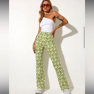MOTEL ZOVEN TROUSER IN PATCHWORK DAISY GREEN